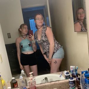 Meet your Posher, Mina